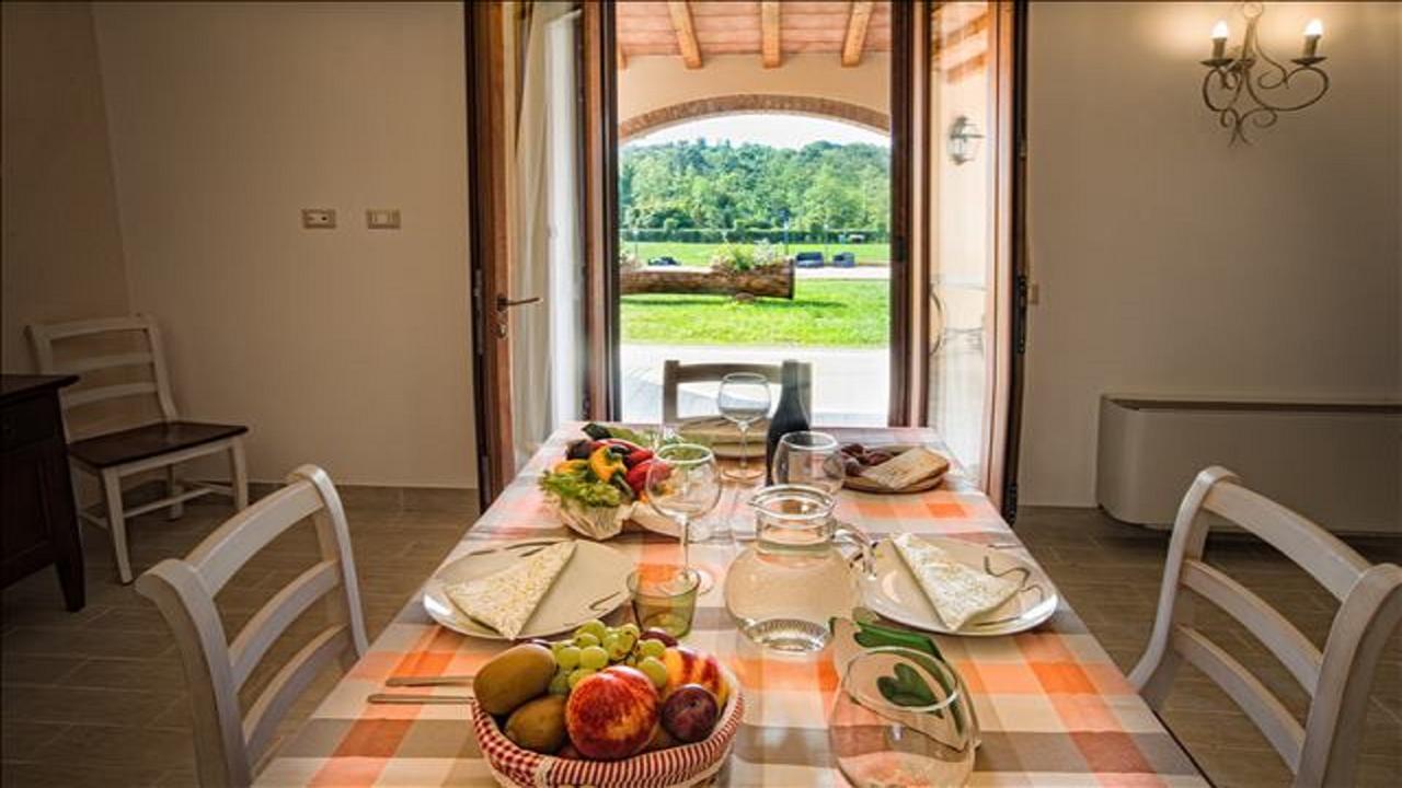 Апартаменты Agriturismo Deni Cenaia Экстерьер фото