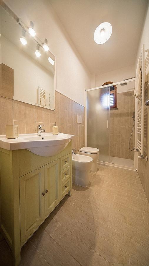Апартаменты Agriturismo Deni Cenaia Экстерьер фото