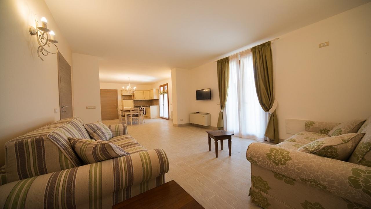 Апартаменты Agriturismo Deni Cenaia Экстерьер фото