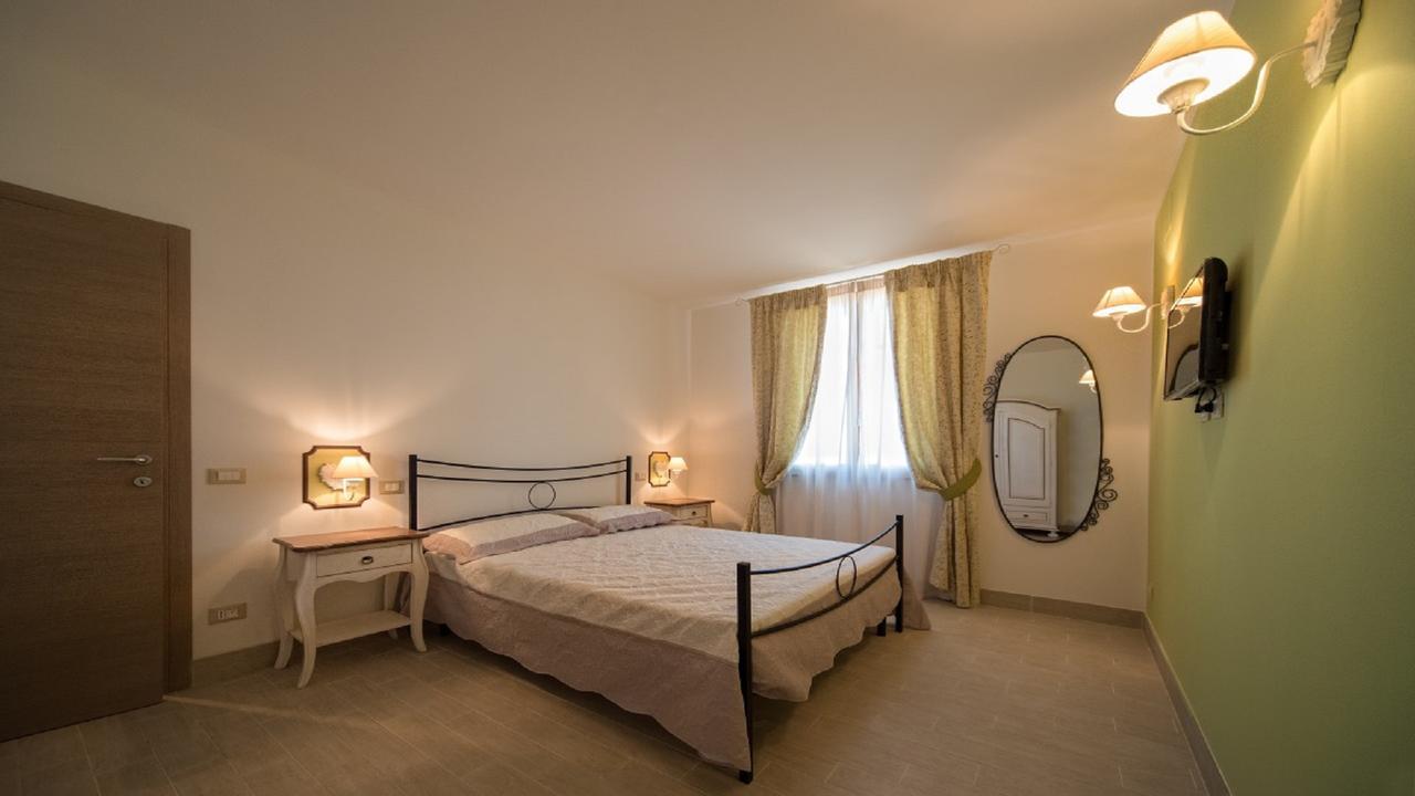 Апартаменты Agriturismo Deni Cenaia Экстерьер фото